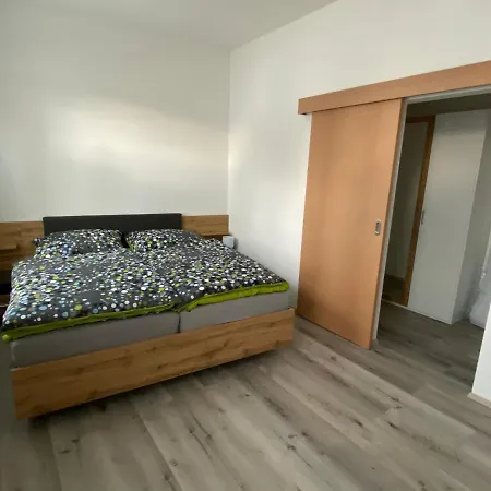 90m² 2-6 Personen Apartment *